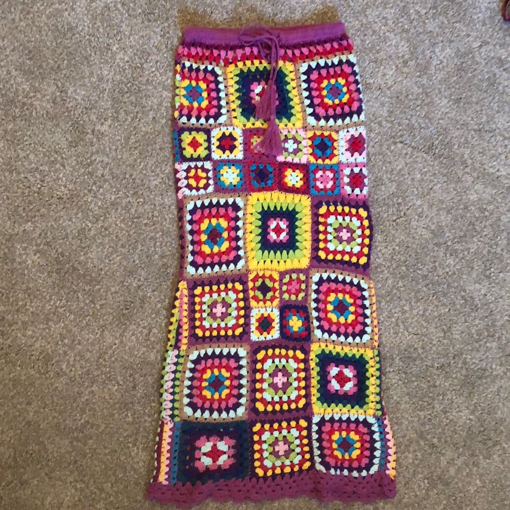 SOLD BNWOT Spell Designs Carnaby Crochet Skirt M/L - Picture 2 of 5
